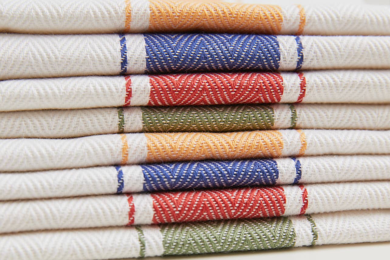 Classic Italian Kitchen Towel - Herringbone Red