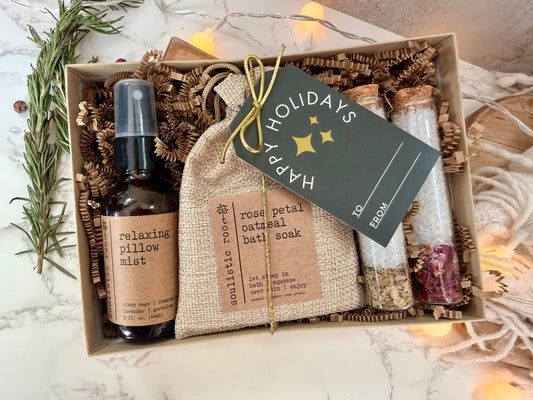 Ready to Gift Holiday Spa Set – Pillow Mist & Bath Salts
