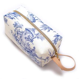 Vintage Toile Travel Kit